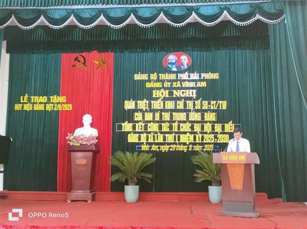 Thực hiện Quyết định của Ban Thường vụ Thành ủy về việc trao tặng Huy hiệu Đảng đợt 2/9/2025 và chương trình công tác của Ban Chấp hành Đảng bộ Ban Thường vụ Đảng ủy. Sáng ngày 29/8 tại Nhà văn hóa xã Vĩnh Am đã diễn ra hội nghị trọng thể: Tổ chức Lễ trao tặng Huy hiệu Đảng đợt 2/9 năm 2025, kết hợp quán triệt, triển khai nghị quyết chỉ thị số 50-CT/TW của Ban Bí thư trung ương Đảng và tổng kết công tác chỉ đạo và tổ chức Đại hội đại biểu Đảng bộ xã lần thứ I, nhiệm kỳ 2025-2030.