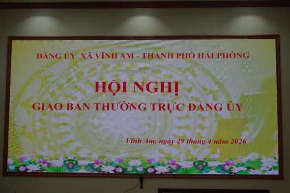 HỘI NGHỊ GIAO BAN THƯỜNG TRỰC ĐẢNG ỦY XÃ VĨNH AM CHO Ý KIẾN VỀ PHƯƠNG ÁN TU BỔ, XÂY DỰNG NGHĨA TRANG LIỆT SỸ TAM CƯỜNG, CỔ AM