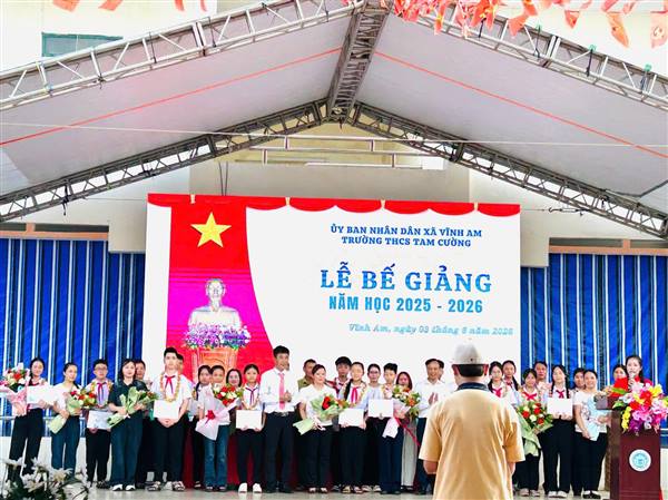 TRƯỜNG THCS TAM CƯỜNG TỔ CHỨC LỄ BẾ GIẢNG NĂM HỌC 2025 – 2026 🌸