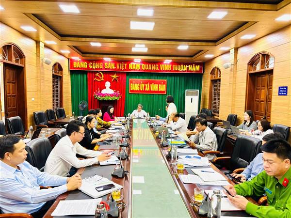 Đảng ủy xã Vĩnh Bảo tổ chức hội nghị giao ban đánh giá kết quả công tác thời gian qua, triển khai nhiệm vụ trọng tâm thời gian tới