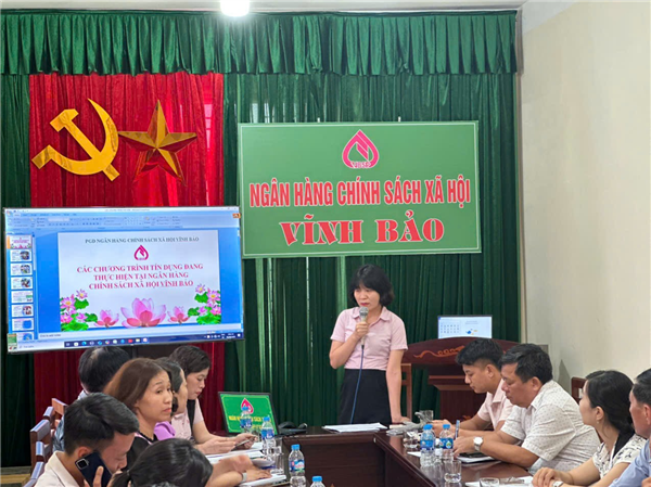 Ngân hàng Chính sách xã hội Vĩnh Bảo tổ chức Hội nghị tập huấn nghiệp vụ ủy thác cho đại diện 04 tổ chức chính trị - xã hội nhận ủy thác trên địa bàn