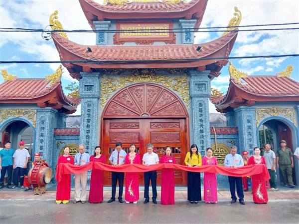 LỄ CẮT BĂNG KHÁNH THÀNH CỔNG NGHÈ HU TRÌ, XÃ VĨNH BẢO
