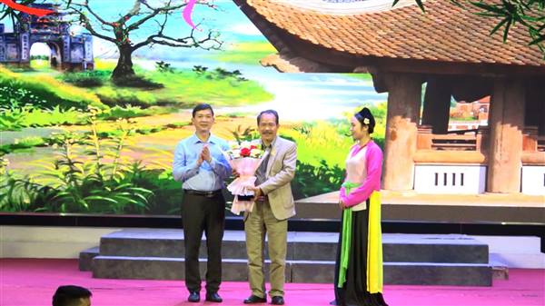 XÃ VĨNH BẢO TỔ CHỨC CHƯƠNG TRÌNH NGHỆ THUẬT CHÀO MỪNG CUỘC BẦU CỬ ĐẠI BIỂU QUỐC HỘI KHÓA XVI VÀ ĐẠI BIỂU HĐND CÁC CẤP, NHIỆM KỲ 2026 - 2031