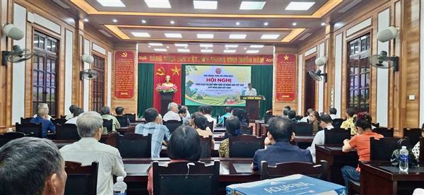 Hội Nông dân xã Vĩnh Bảo tổ chức Hội nghị tập huấn hướng dẫn cài đặt, kích hoạt và sử dụng nền tảng số Nông dân Việt Nam