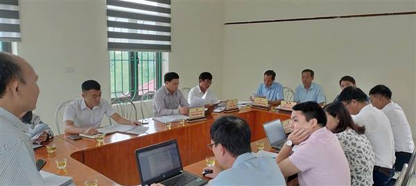 Uỷ ban nhân dân xã Vĩnh Hải tổ chức Hội nghị nghe báo cáo kết quả thực hiện nhiệm vụ tháng 9 và 9 tháng đầu năm 2025.