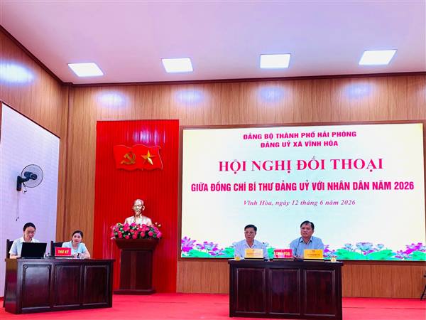 XÃ VĨNH HÒA TỔ CHỨC HỘI NGHỊ ĐỐI THOẠI GIỮA ĐỒNG CHÍ BÍ THƯ ĐẢNG ỦY VỚI NHÂN DÂN NĂM 2026