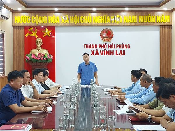 UBND xã Vĩnh Lại tổ chức Ký cam kết giữa các Bí thư, Trưởng thôn cùng các đồng chí Đảng ủy viên phụ trách thôn với Chủ tịch Ủy ban nhân dân xã Vĩnh Lại về việc tăng cường quản lý nhà nước trong lĩnh vực đất đai, xây dựng, giao thông, thủy lợi, môi trường và đê điều