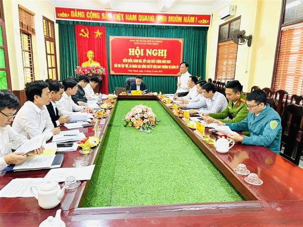 BAN THƯỜNG VỤ ĐẢNG UỶ XÃ VĨNH THỊNH TỔ CHỨC HỘI NGHỊ KIỂM ĐIỂM, XẾP LOẠI CHẤT LƯỢNG NĂM 2025