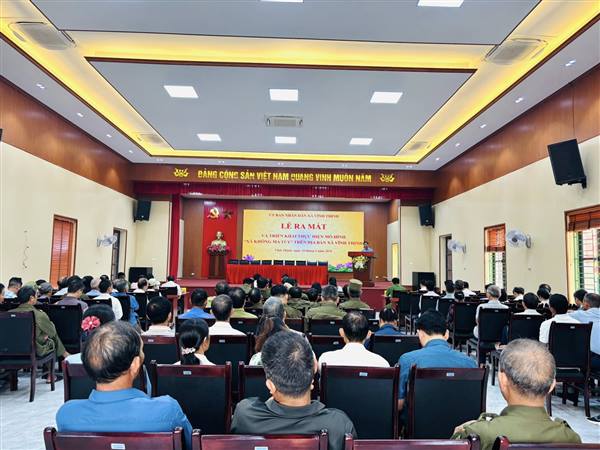 UBND XÃ VĨNH THỊNH TỔ CHỨC HỘI NGHỊ BÁO CÁO KẾT QUẢ TRIỂN KHAI SỔ SỨC KHỎE ĐIỆN TỬ VÀ TÀI KHOẢN AN SINH XÃ HỘI TRÊN ỨNG DỤNG VNeID