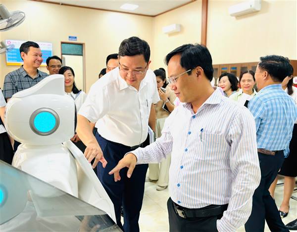 Xã Vĩnh Thinh: chuyển đổi số nâng cao chất lượng phục vụ nhân dân