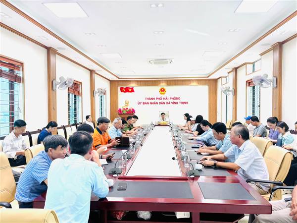  UBND xã tổ chức cuộc họp triển khai một số việc về xác định chủ hộ và mảnh trích đo địa chính, về nhân khẩu, về hàng thừa kế 