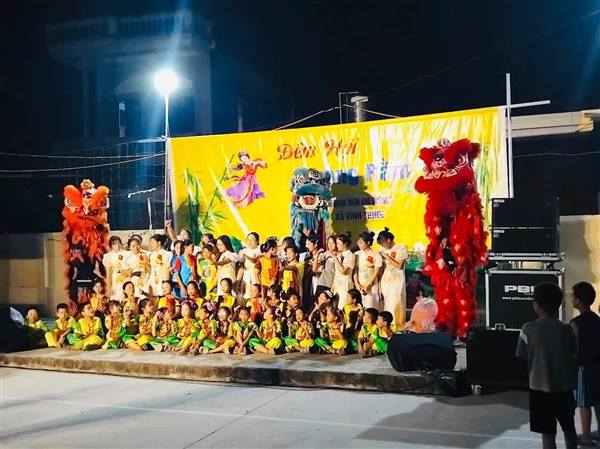 TRĂNG RẰM VĨNH THỊNH - RỰC RỠ SẮC MÀU TUỔI THƠ