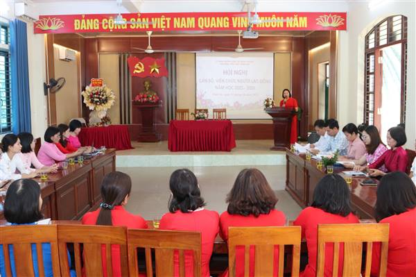 Trường Tiểu học Vĩnh An tổ chức Hội nghị cán bộ, viên chức, người lao động năm học 2025–2026