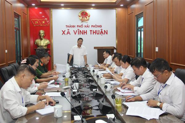 Phiên họp thường kỳ đánh giá kết quả thực hiện nhiệm vụ kinh tế - xã hội, quốc phòng - an ninh 9 tháng đầu năm; triển khai nhiệm vụ trọng tâm 3 tháng cuối năm 2026. 