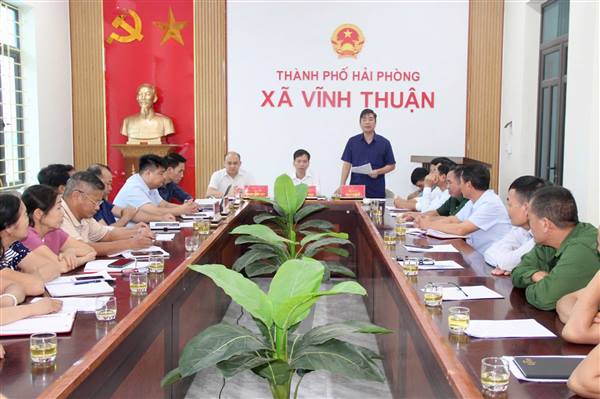 Thường trực Đảng ủy xã Vĩnh Thuận tổ chức Hội nghị giao ban định kì với các chi bộ thôn, cụm dân cư 