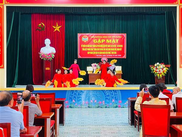 HỘI NÔNG DÂN XÃ YẾT KIÊU TỔNG KẾT PHONG TRÀO NÔNG DÂN THI ĐUA SẢN XUẤT, KINH DOANH GIỎI, ĐOÀN KẾT GIÚP NHAU LÀM GIÀU VÀ GIẢM NGHÈO BỀN VỮNG NĂM 2025