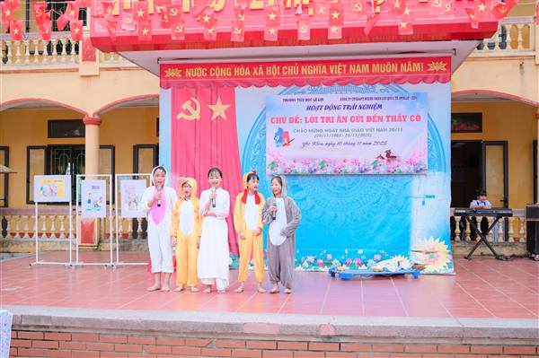 TRƯỜNG TIỂU HỌC LÊ LỢI TỔ CHỨC HOẠT ĐỘNG TRẢI NGHIỆM “LỜI TRI ÂN GỬI TỚI THẦY CÔ”