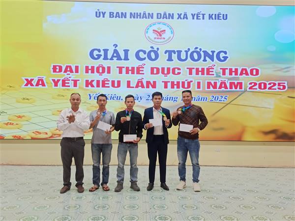 TRAO GIẢI CỜ TƯỚNG ĐẠI HỘI THỂ DỤC – THỂ THAO XÃ YẾT KIÊU LẦN THỨ I NĂM 2025
