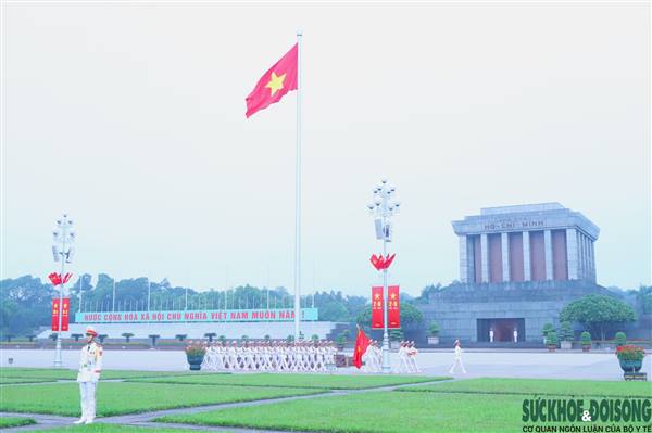 THÔNG BÁO: Về việc treo cờ Tổ quốc chào mừng kỷ niệm 80 năm Cách mạng Tháng Tám thành công và Quốc khánh nước Cộng hòa xã hội chủ nghĩa Việt Nam (02/9/1945 – 02/9/2025).