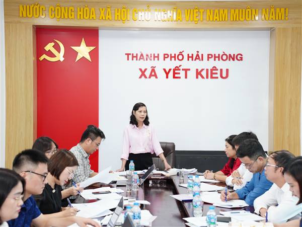 Lãnh đạo Sở Y tế kiểm tra tiến độ khám sức khỏe toàn dân tại xã Yết Kiêu