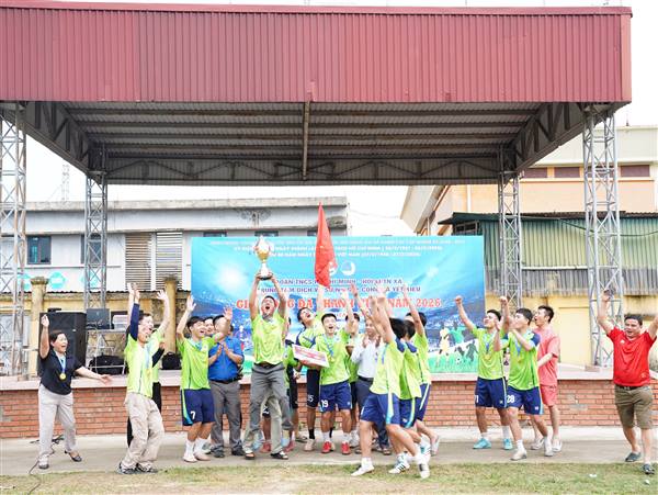 Đội FC Phương Xá giành Cúp vô địch Giải bóng đá Thanh niên Nam xã Yết Kiêu 2026