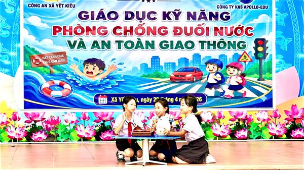 Trường Tiểu học Yết Kiêu tuyên truyền pháp luật về trật tự an toàn giao thông và kỹ năng phòng tránh tai nạn đuối nước cho học sinh