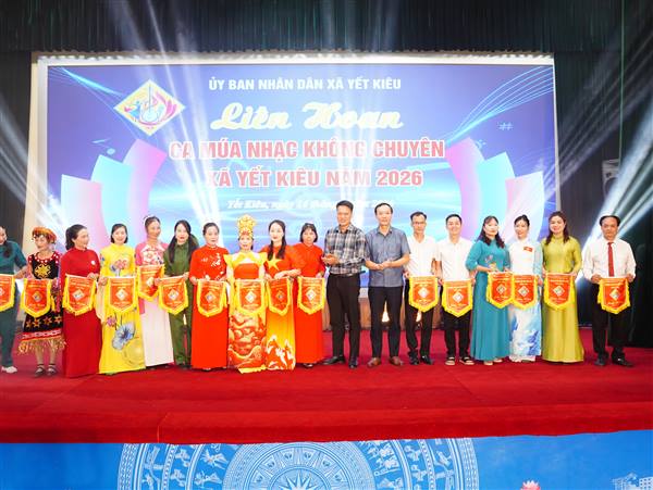 Liên hoan ca múa nhạc không chuyên xã Yết Kiêu năm 2026 thành công rực rỡ