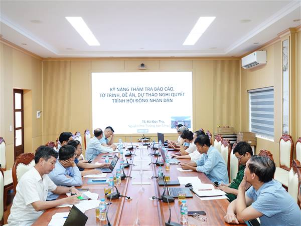 Tập huấn, bồi dưỡng kiến thức, kỹ năng cho đại biểu Hội đồng nhân dân các cấp thành phố Hải Phòng