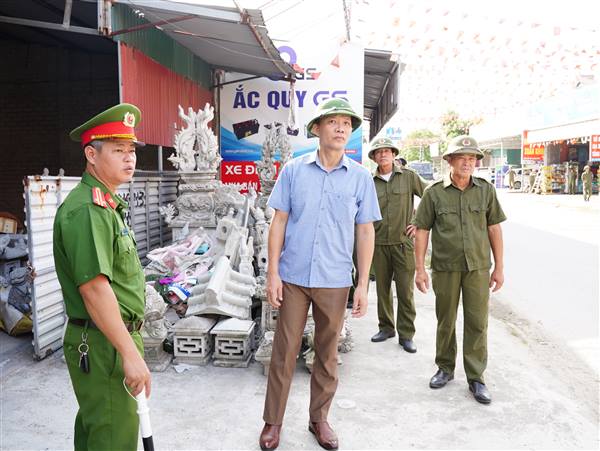 Xã Yết Kiêu kiên quyết lập lại trật tự công cộng tại các khu vực chợ họp ven đường giao thông