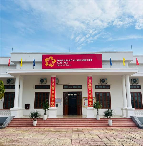 TRUNG TÂM PHỤC VỤ HÀNH CHÍNH CÔNG XÃ YẾT KIÊU ĐẨY MẠNH CHUYỂN ĐỔI SỐ, NÂNG CAO CHẤT LƯỢNG PHỤC VỤ GIẢI QUYẾT THỦ TỤC HÀNH CHÍNH