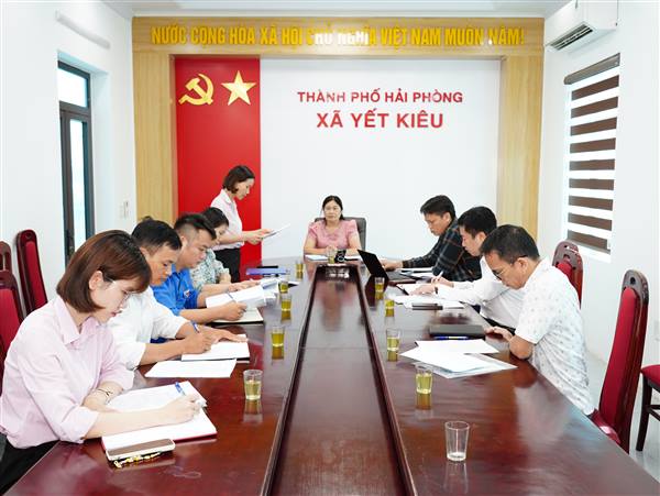 Ban đại diện Hội đồng quản trị Ngân hàng Chính sách xã hội xã Yết Kiêu sơ kết hoạt động 6 tháng đầu năm