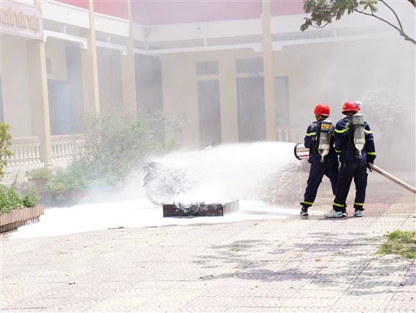Phân đội Thanh Miện, Lực lượng chữa cháy và cứu nạn cứu hộ Khu vực 8 góp phần quan trọng vào thành công của Diễn tập chiến đấu phòng thủ xã Yết Kiêu năm 2026