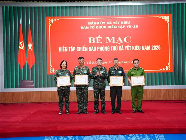 Cuộc diễn tập chiến đấu phòng thủ xã Yết Kiêu năm 2026 đã thành công tốt đẹp