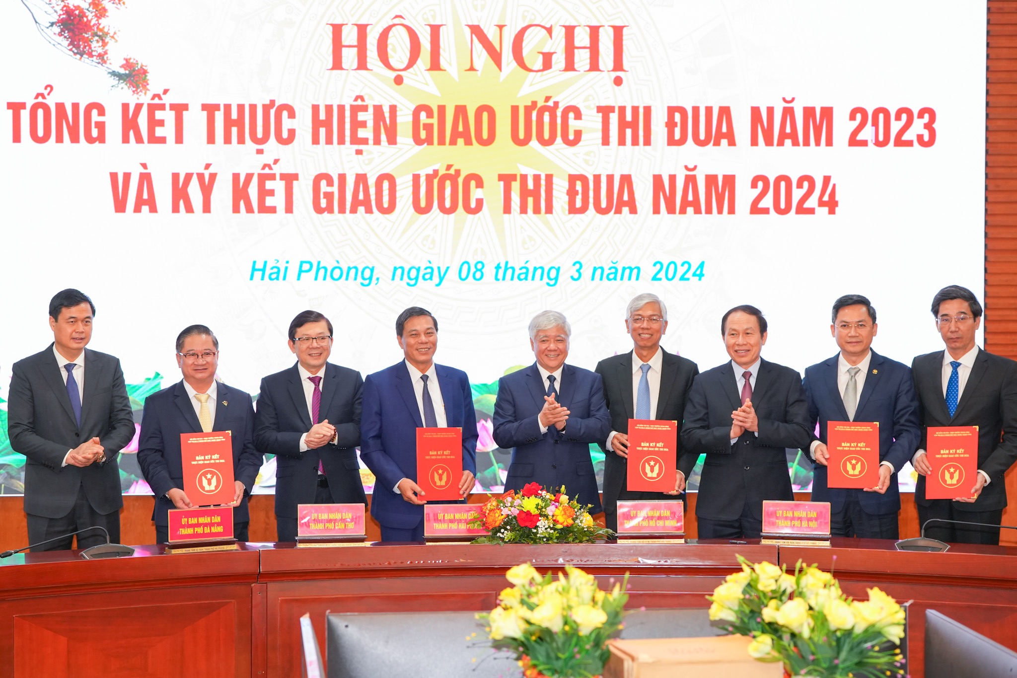 Cụm thi đua 5 thành phố trực thuộc Trung ương: Tổng kết thực hiện giao ước thi đua năm 2023 và Ký kết giao ước thi đua năm 2024